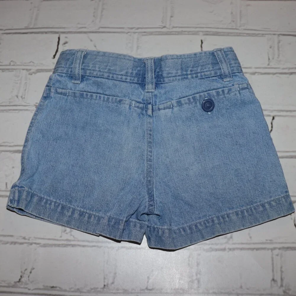 👖 SONOMA JEANS · Light Blue Denim Shorts · Size 5 (Kids)